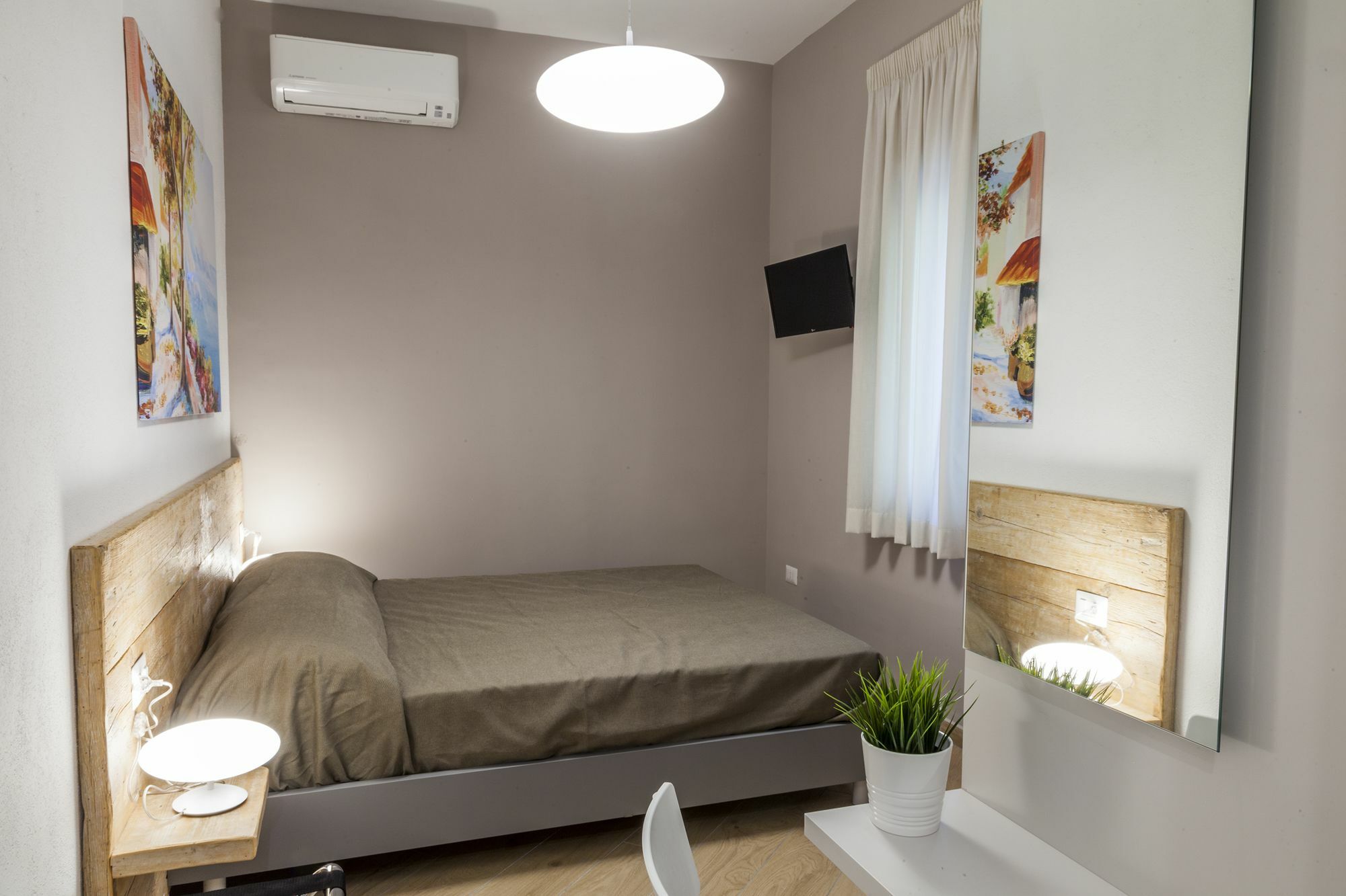 Euforia Napoli - Tre Sedi - Three Locations Bed & Breakfast Екстериор снимка